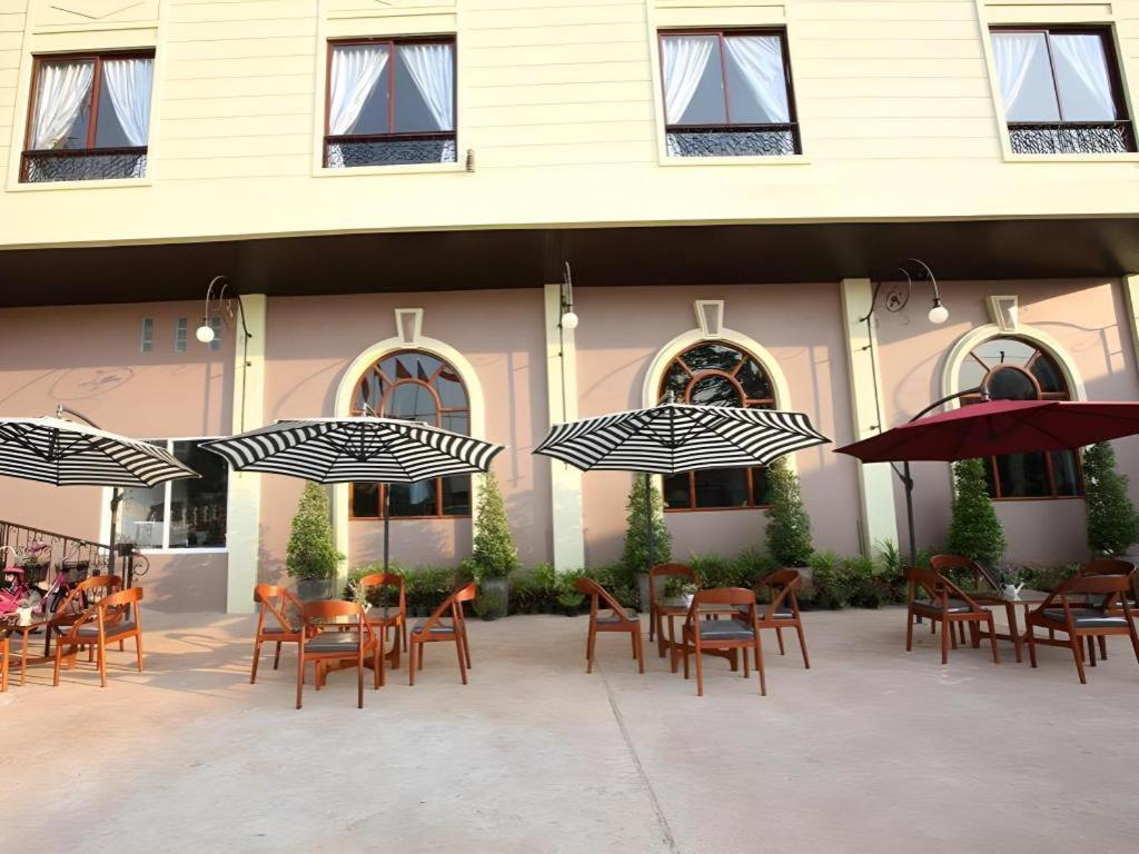 Phonethip Plaza Hotel Vientiane Exterior foto